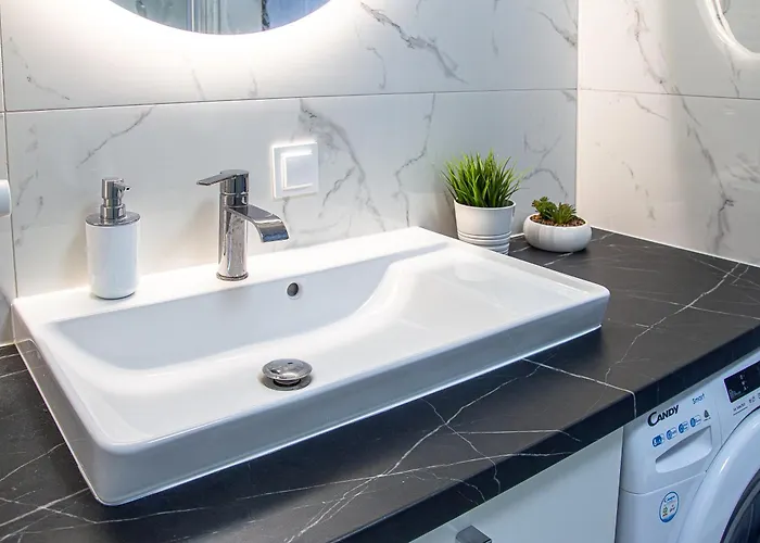 アパート Al-dom Kasprowicza 20c Z Basenem Oraz Silownia コウォブジェク